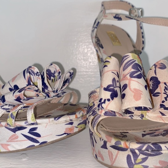 Qupid heels flower printed with bow tie - Picture 3 of 4